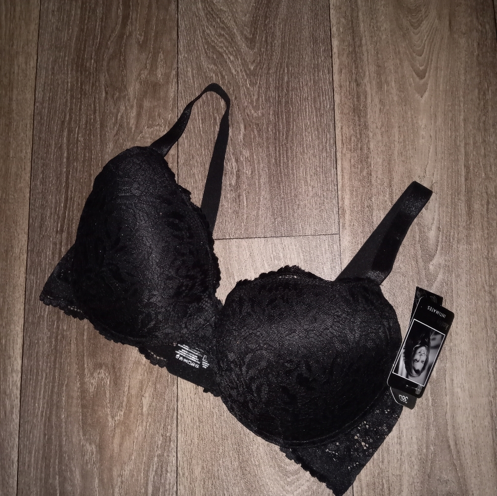 Kathy Ireland black lace bra size 38D